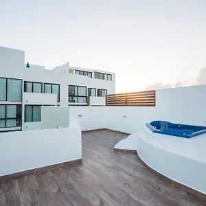 https://best-apartments-and-penthouses-with-jacuzzi-pool-in-pdc.quintano-roohotels.com